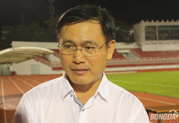 Ông Trần Anh Tú khẳng định sẽ có phương án mua bảo hiểm cho nữ cầu thủ bóng đá. Ảnh: Quang Thịnh.