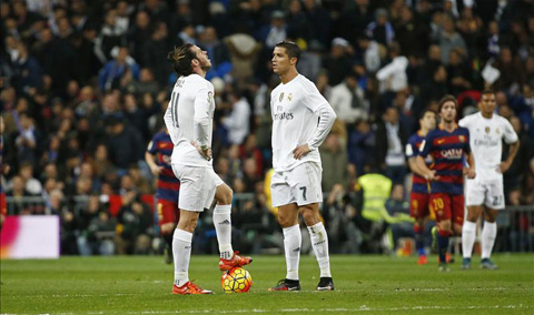 Real Madrid thất bại: Khi Benitez chỉ nắm phần xác 'kền kền'