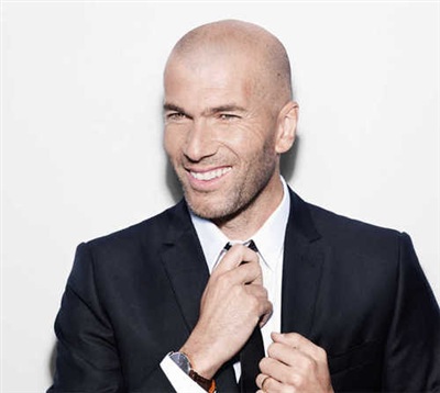  Zidane vĩ đại trên sân cỏ mà kiếm tiền cũng rất giỏi.