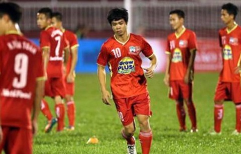 HLV Nguyễn Quốc Tuấn sợ HLV Miura làm thui chột các cầu thủ HAGL.
