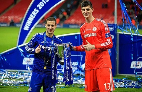Hazard giành danh hiệu cầu thủ xuất sắc nhất mùa giải vừa qua của PFA. Ảnh: Internet.