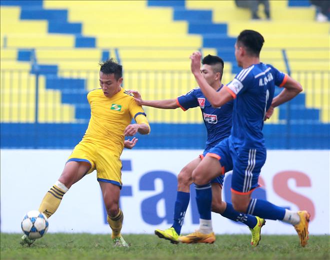 SLNA 'nhấn chìm' Than Quảng Ninh tại FLC Thanh Hóa Cup 2016