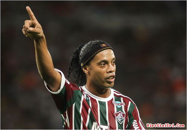 Ronaldinho sẽ gia nhập MLS hoặc Chinese Super League ở mùa tới