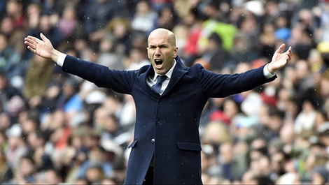  Zidane rực rỡ trong áp lực kinh người.