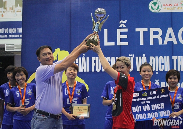 Bế mạc futsal nữ TP.HCM 2016: Quận 8 lên ngôi vô địch