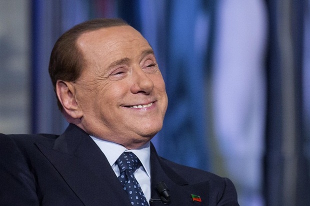 Silvio Berlusconi thời còn trẻ từng là fan cuồng của Inter Milan. Ảnh: Inter Milan. Ảnh: Internet.