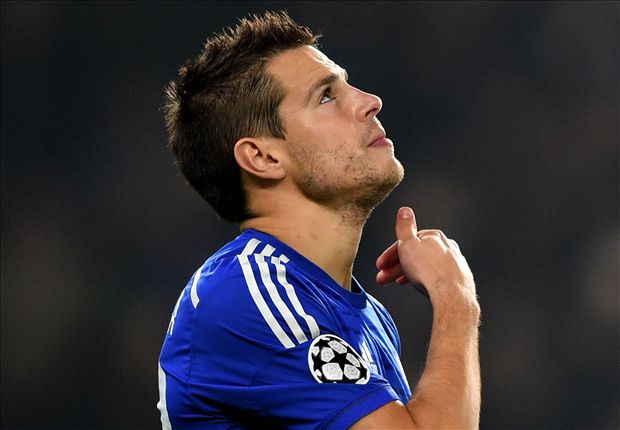 Mourinho lại nhắm 'hàng' Chelsea, lần này là Azpilicueta