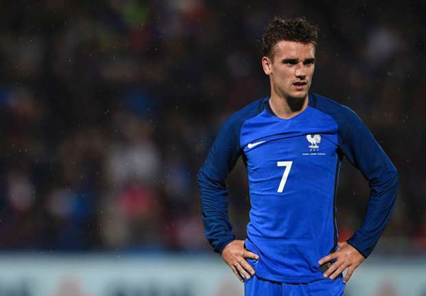 Điểm tin sáng 12/07: M.U tiếp cận sao trẻ 17 tuổi; Griezmann hay nhất EURO 2016