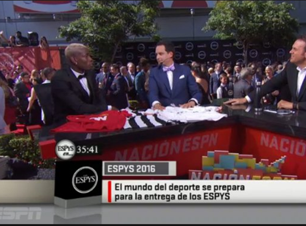 Nhận áo đấu M.U, Paul Pogba nói gì?