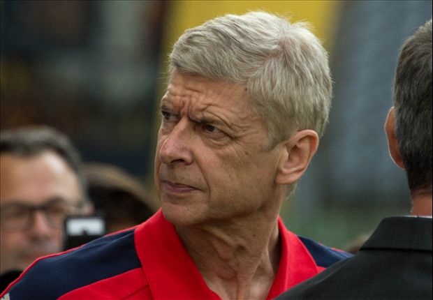 Wenger: "Tiền thì Arsenal không thiếu..."