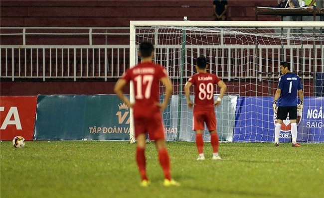 Góc BLV Quang Huy: Báo động đỏ cho nền bóng đá Việt Nam - Bóng Đá