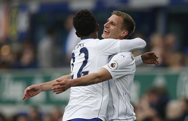 10 phút đầu điên rồ trận Everton - Leicester City - Bóng Đá