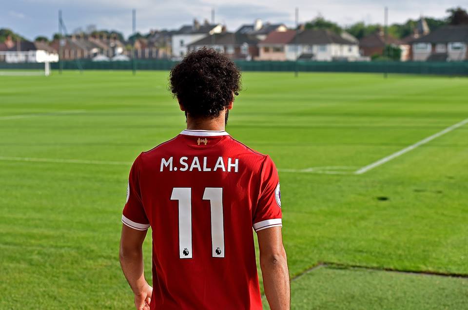Chùm ảnh: Ra mắt Liverpool, Mohamed Salah 'cướp' số áo của Firmino - Bóng Đá