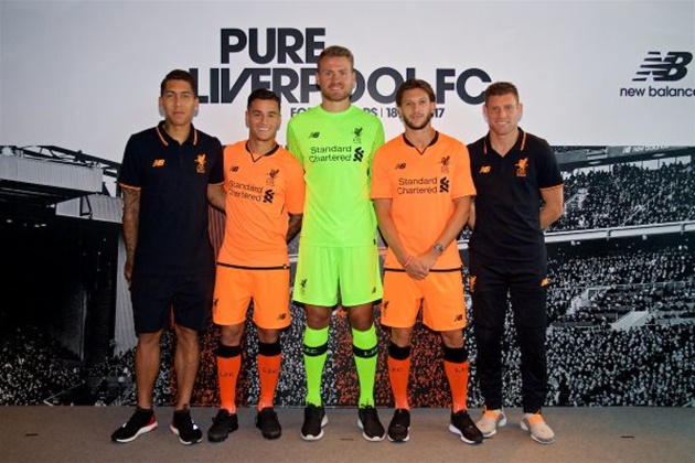 Liverpool ra mắt áo đấu màu cam lạ lẫm - Bóng Đá