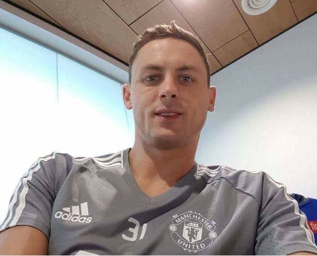 Những hình ảnh đầu tiên của Matic trong màu áo Man Utd - Bóng Đá