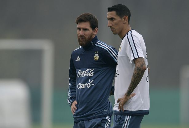Romero đấm thẳng mặt Messi trong buổi tập thứ 2 của Argentina - Bóng Đá