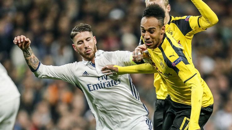 Ronaldo khoe siêu xe mới toanh, Ramos đưa bồ đi dự sự kiện - Bóng Đá