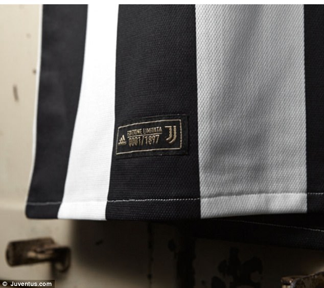 Juventus tung mẫu áo độc, mừng 120 năm thành lập - Bóng Đá