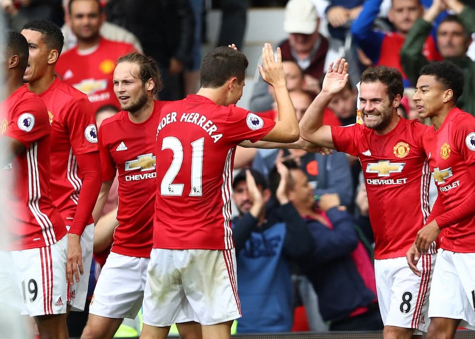 Man Utd sắp 'trói chân' 4 trụ cột - Bóng Đá