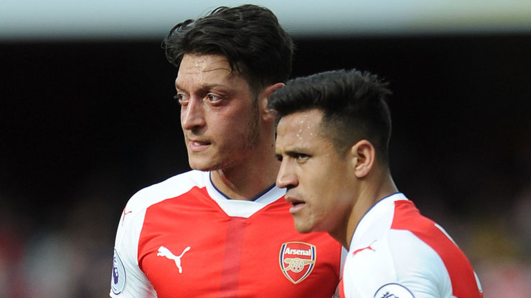Chiến Tottenham, Arsenal nên 'trảm' Sanchez & Ozil - Bóng Đá