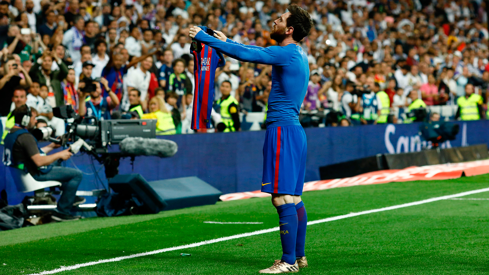 Đọ tài Ronaldo - Messi ở El Clasico: Ai xuất sắc hơn? - Bóng Đá
