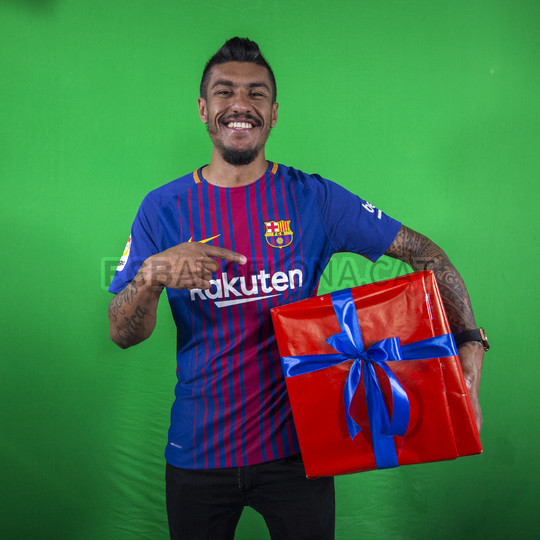 Barcelona đón Giáng sinh - Bóng Đá