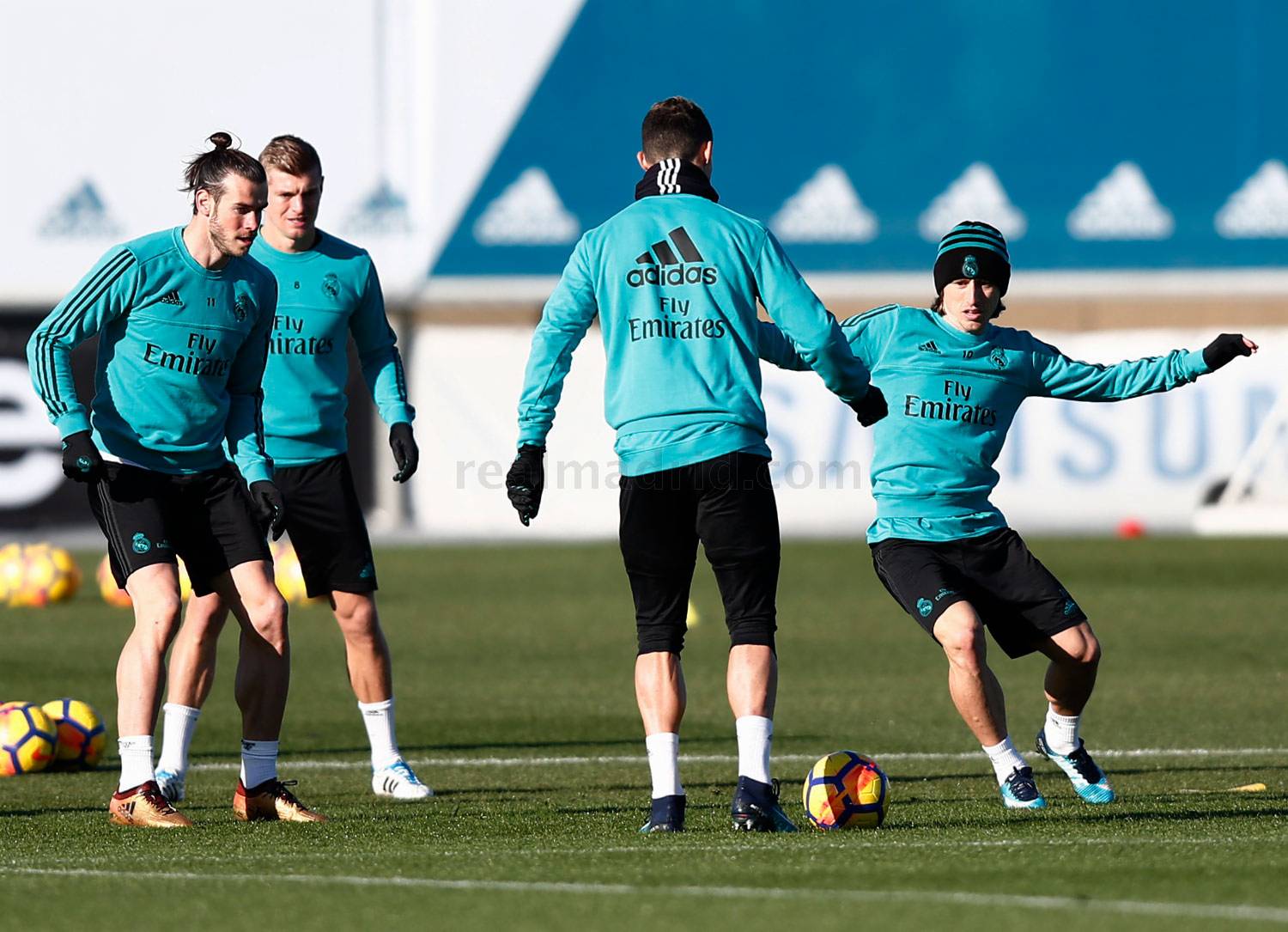 Sợ Villarreal, Real Madrid lo lao đầu vào tập luyện - Bóng Đá