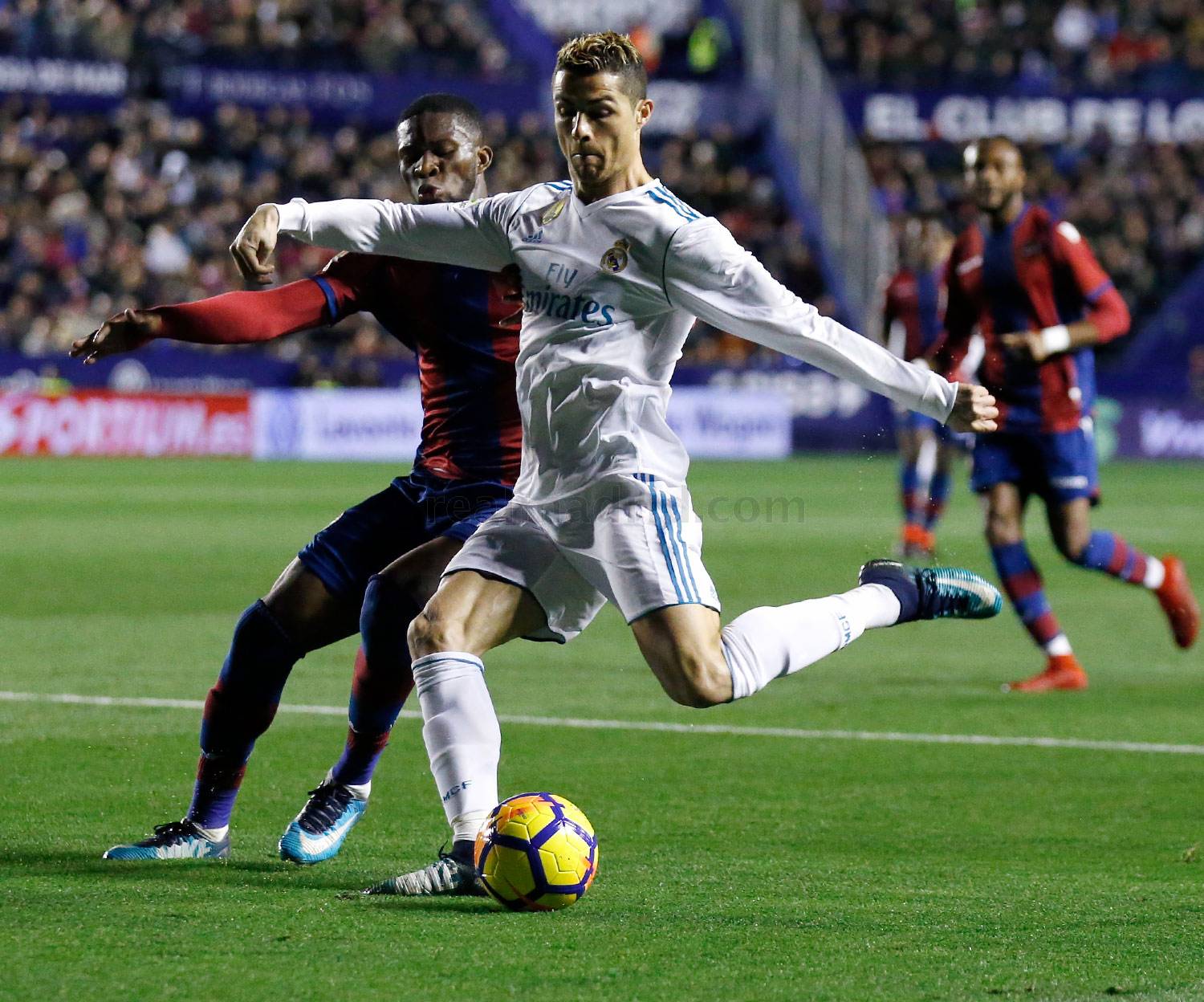 Ronaldo tịt ngòi, Real Madrid bị nhược tiểu cầm hòa - Bóng Đá
