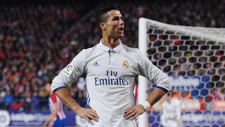 Ở tuổi 33, tương lai nào chờ đón Ronaldo? - Bóng Đá