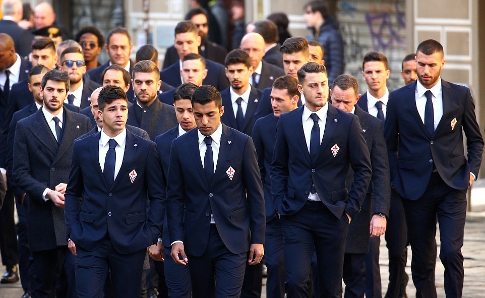 Juventus cùng cả nước Ý khóc thương cho Astori - Bóng Đá