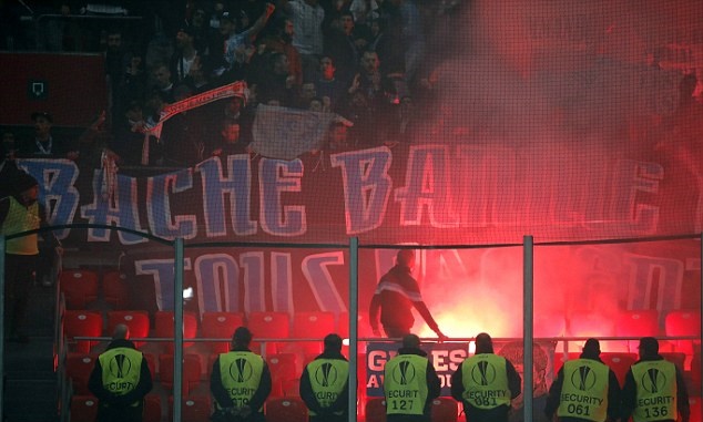 CĐV gây loạn, trận Athletic - Marseille ngập trong biển lửa - Bóng Đá