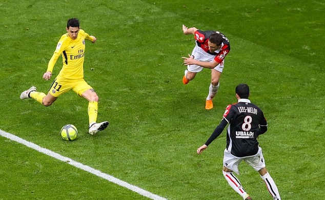 Lần đầu của Alves giúp PSG thắng 9 trận liên tiếp - Bóng Đá