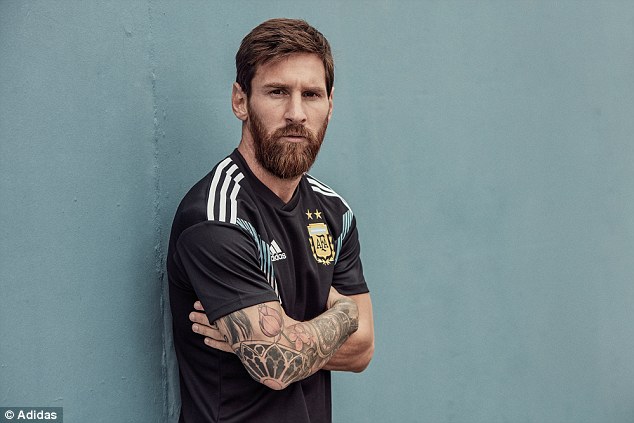 Argentina và Tây Ban Nha tung áo đấu mới - Bóng Đá