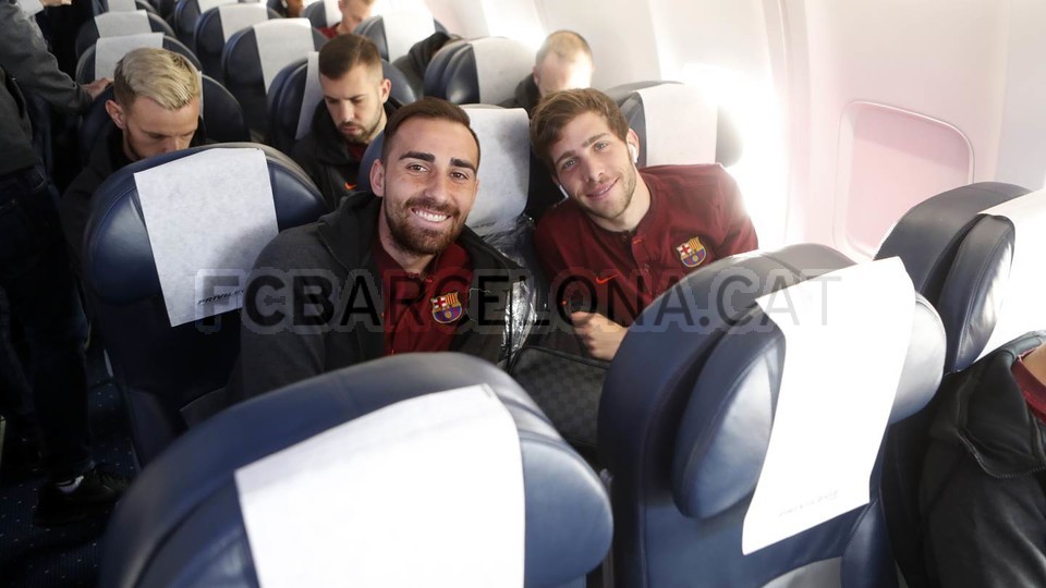 Messi mặt lạnh khi cùng Barca hành quân sang Italia - Bóng Đá
