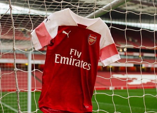 Arsenal tung áo đấu mới cực chất - Bóng Đá
