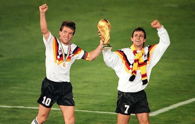 Top 10 áo đấu đẹp nhất lịch sử các kỳ World Cup - Bóng Đá