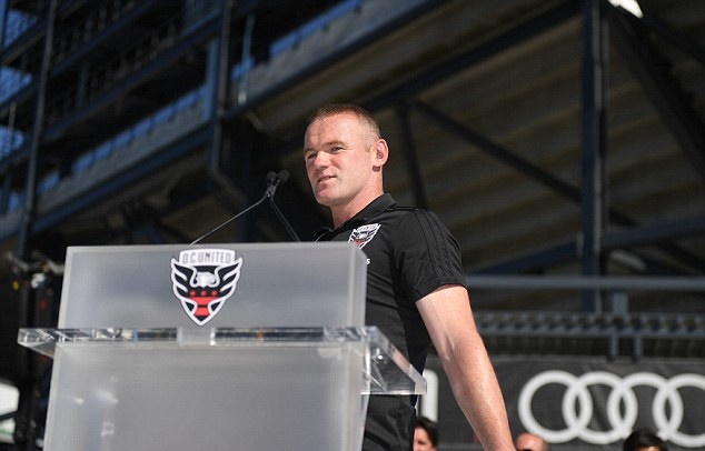 Rooney khánh thành sân vận động - Bóng Đá