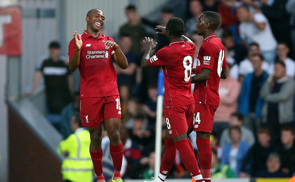 Liverpool thắng trận thứ 3, Karius vẫn không thể gượng cười - Bóng Đá
