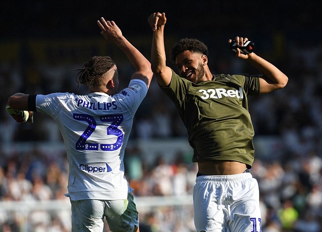 Phù thủy Marcelo Bielsa sớm đánh thức 'gã khổng lồ ngủ quên' Leeds United - Bóng Đá