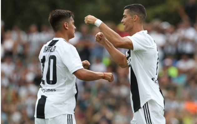 NHM tràn vào sân, trận đầu của Ronaldo cho Juventus kết thúc sớm 20 phút - Bóng Đá