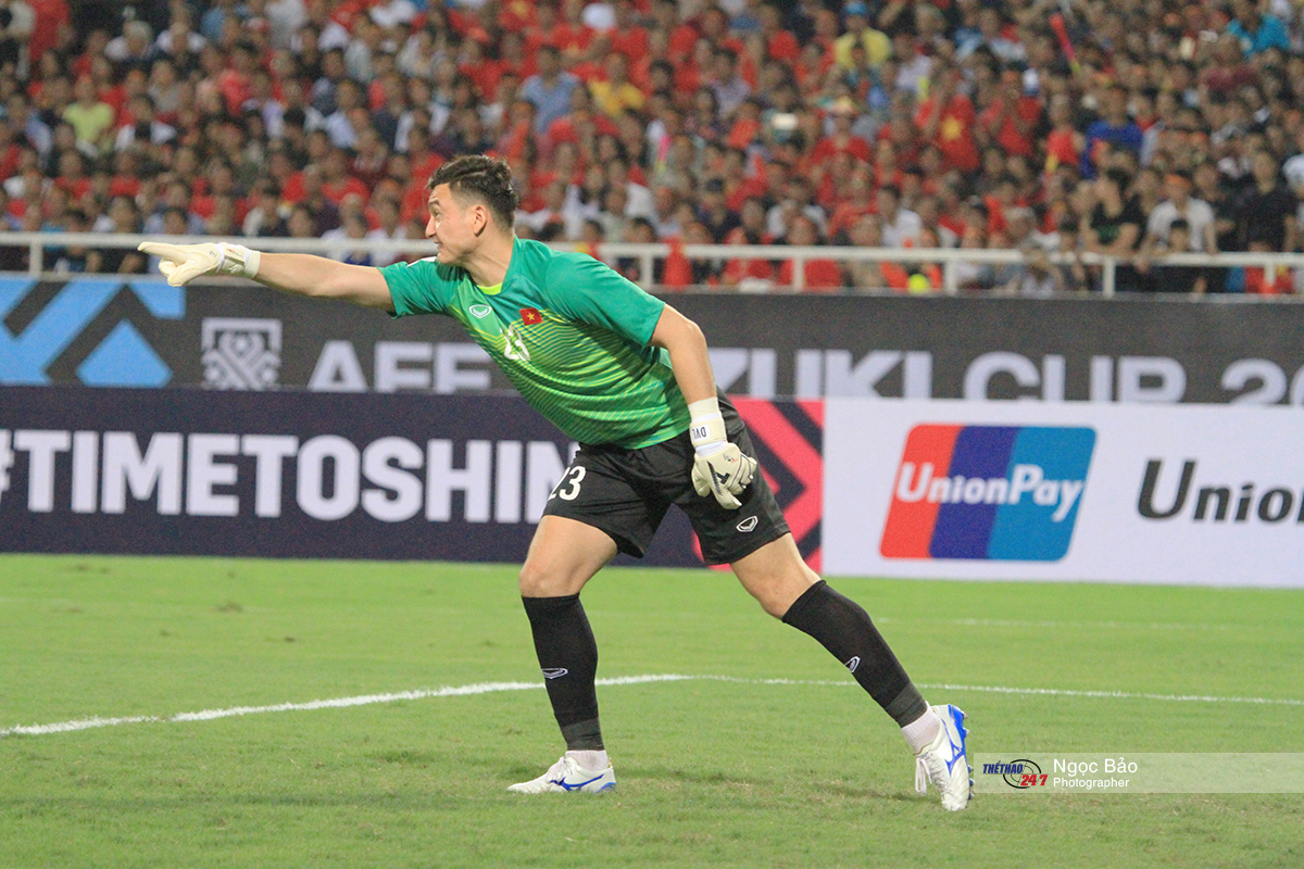 Văn Lâm lập kỷ lục 'vô tiền khoáng hậu' ở AFF Cup - Bóng Đá