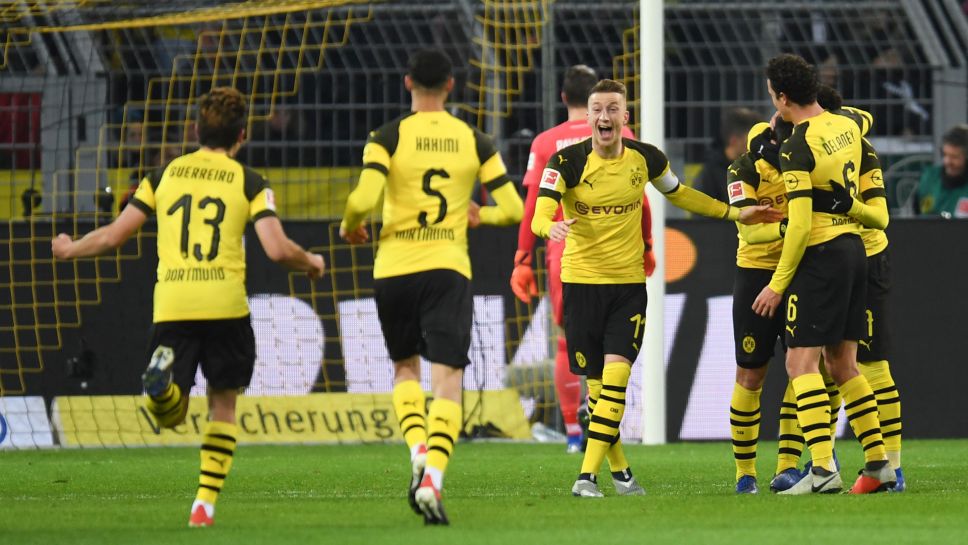 Tổng hợp Bundesliga: Bayern Munich tuyệt vọng bám đuổi Dortmund - Bóng Đá