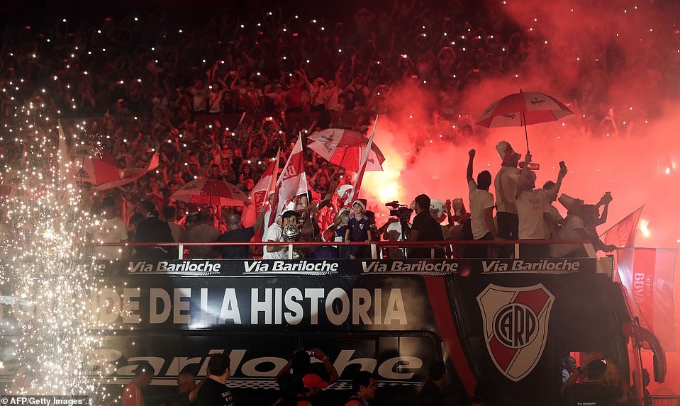 Ảnh River Plate ăn mừng - Bóng Đá