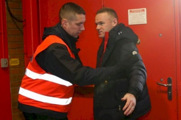 Trở lại Old Trafford, Rooney 'chộp' lấy ngay 2 cầu thủ hay nhất của M.U - Bóng Đá