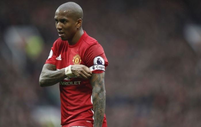 Sanchez & Martial trở lại, Man Utd ra sân với đội hình nào trước Bournemouth? - Bóng Đá