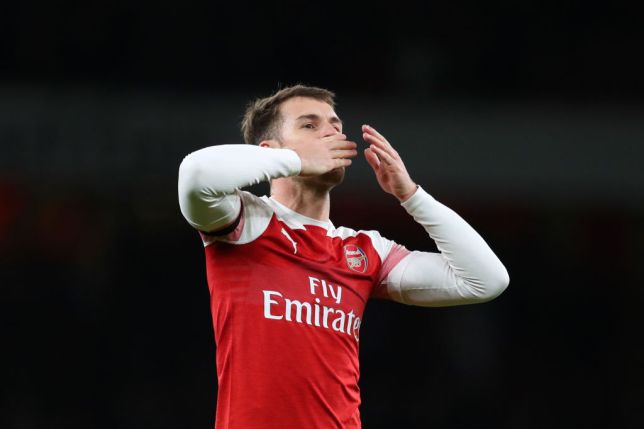 Unai Emery expects Aaron Ramsey to stay at Arsenal until the end of the season  - Bóng Đá