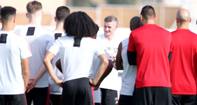 Solskjaer dùng 1 từ nói với các cầu thủ Man Utd trước đại chiến Tottenham - Bóng Đá