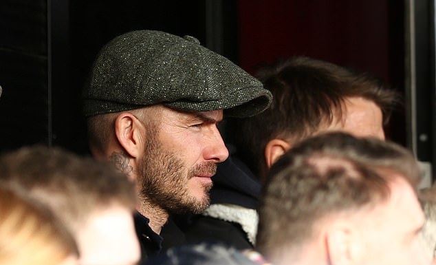 David Beckham ra dáng ông chủ Salford City  - Bóng Đá