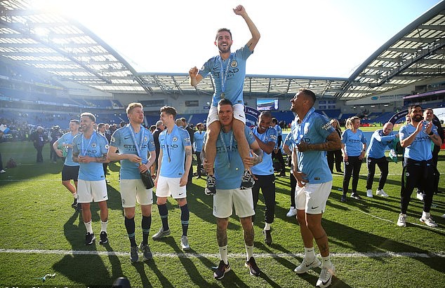 Sir Alex bảo đó là điều không tưởng nhưng Man City của Pep sắp đạt được - Bóng Đá