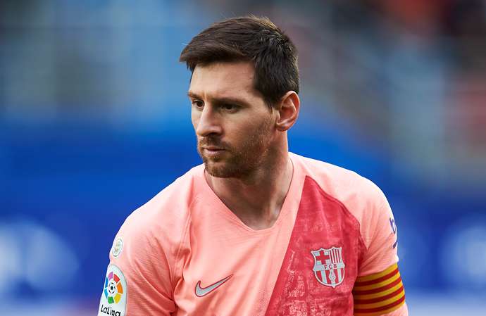 Mùa giải khủng khiếp của Lionel Messi - Bóng Đá